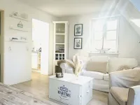 Zingst, apartment Strandidyll under thatch, maisonette, directly on the beach Hotel a Zingst