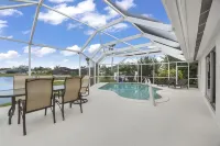 Lakefront Pool Home-Venice, FL