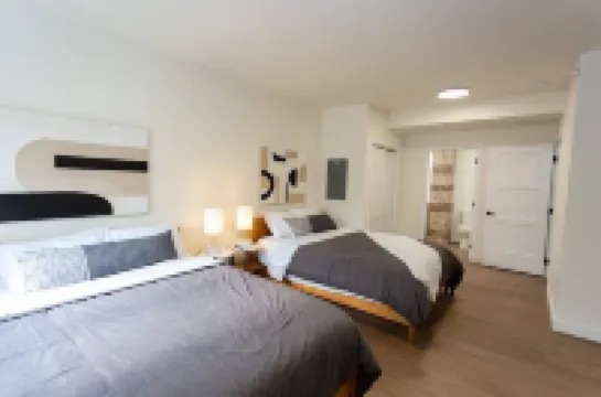 ⁂Modern Beauty⁂Park Access✔Large Groups✔Fast Wi-FI