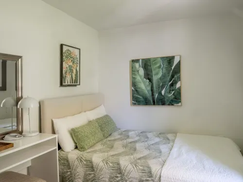 Expansive Open Loft Apartment in the Middle of Downtown. Great for Groups.