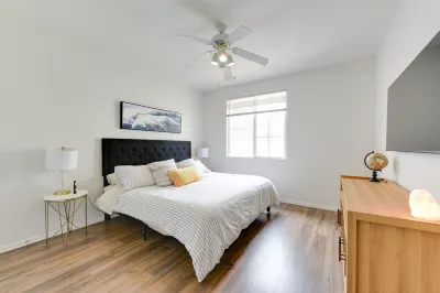 Spacious 3 Bedroom, Close to the Beach