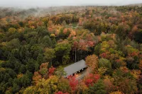 Modern Luxury 2-bedroom house in peaceful Haines Falls with AC, WiFi, Large TVs
