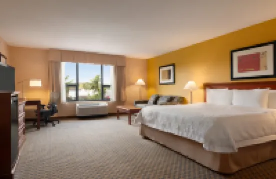 Hampton Inn & Suites by Hilton Langley-Surrey