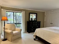 “The Cradle Cottage", 3 bed-2 bath, renovated condo a short walk to Pinehurst CC