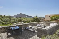 Domaine des Andéols Hotels in Sault