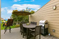 Gorgeous Oceanview Home! Steps to Beach, Pool & Pickleball