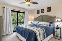 Keowee Key Townhouse- Lake, great deck, outdoor firetable & CLEMSON FOOTBALL!