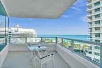 Ocean view corner suite. 2 Balconies, full kitchen, washer/dryer. No resort fee!