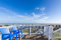 The Blue Marlini- Best 360 View, Private Heated Pool, and Golf Cart! Garage A/C!