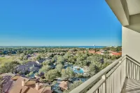 Stunning 11th floor Ocean/Golf views, Resort, Wifi