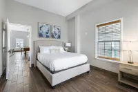 Kemah's Bayfront Getaway with Pool