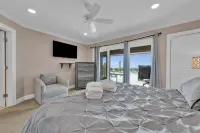 9 Dinghy - Oceanfront Home in Palmetto Dunes with Pool & Hot Tub. Dog Friendly.