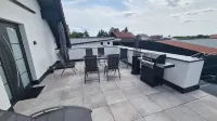 Deluxe apartment - with 140 sqm & with roof terrace & private garden