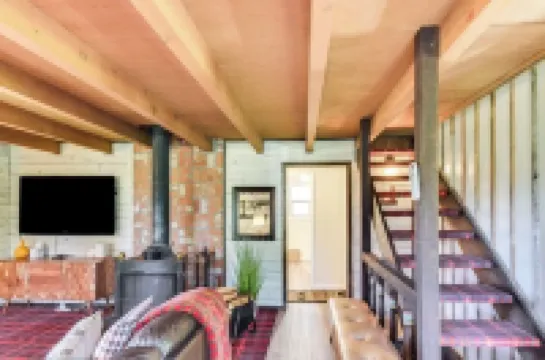 Cozy Cabin in the woods.