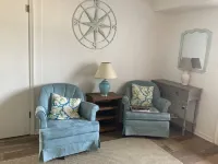 Just steps to the beach, bar, and playground park!