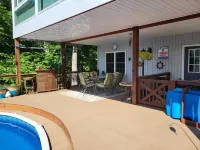Beautiful waterfront lodge, private dock and breath taking views of Smith Mt.