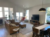 Luxury private apartment in downtown Louisville with parking.