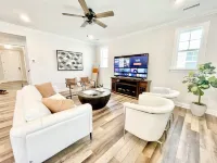 Rm 3: Charming Bright Private Bedroom