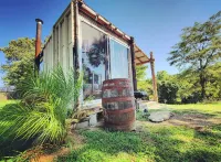 Rustic Container Cabin on Beautiful Farm - Near Ark & Bourbon Trail