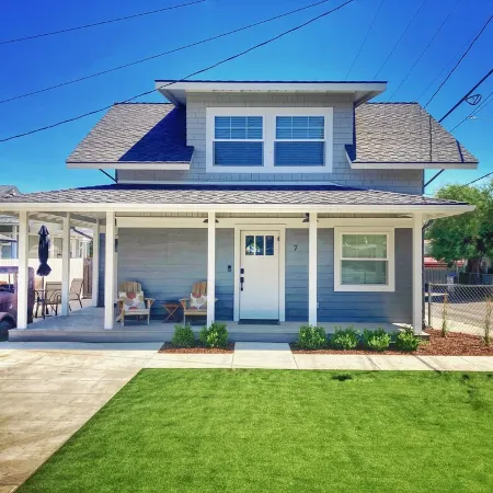 Rare Beautifully Restored Historic Retreat • Central Yakima Location • Must See!