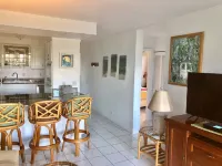 OCEAN VIEW 2BRM WITH BEACH PARK NEXT DOOR