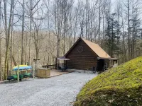 Mountain Log Cabin on Dale Hollow Lake/ Obey River