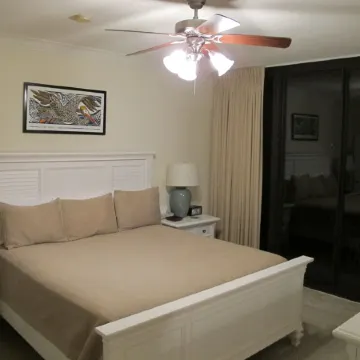 Beachfront, indoor/outdoor pools. Best view on Gulf Coast! NO FEES OF ANY TYPE.