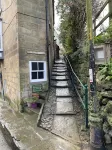 Endways Cottage 18th Century Cottage. Sleeps 6 in 3 bedrooms with 2 bathrooms. Hotels in Fylingdales