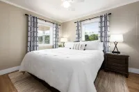 Beachside-Ocean views & Great beach access