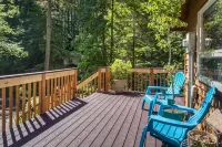 Glacier Hideaway - Mt. Baker Cabin - AC, Hot Tub, BBQ, WiFi, EV