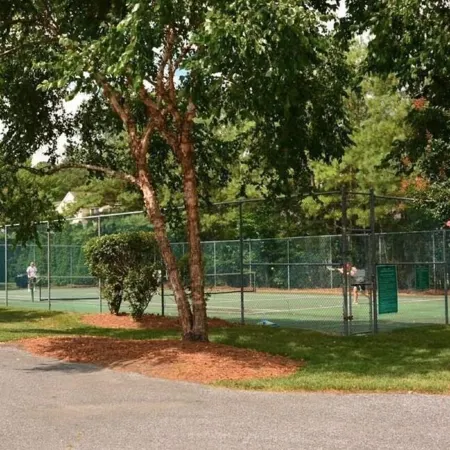 Family Friendly Townhome in desired Stewards Watch Community- 5mins to the beach