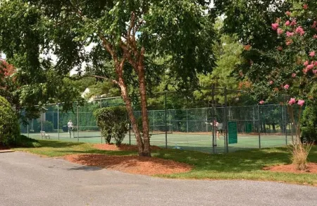 Family Friendly Townhome in desired Stewards Watch Community- 5mins to the beach