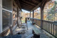 Gorgeous Cabin - Fast 100mbps WiFi - Pet Friendly!