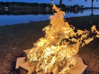Lake Life Bungalow w/ pool & 3 Kayaks in Baymeadows Estates - Great Fishing! Hotels in Coffee County