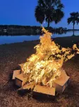 Lake Life Bungalow w/ pool & 3 Kayaks in Baymeadows Estates - Great Fishing!