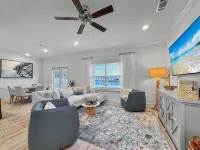 Private Pool & Hot Tub, Lakeview, 10 Min to 30A, Golf Public BEACH free parking