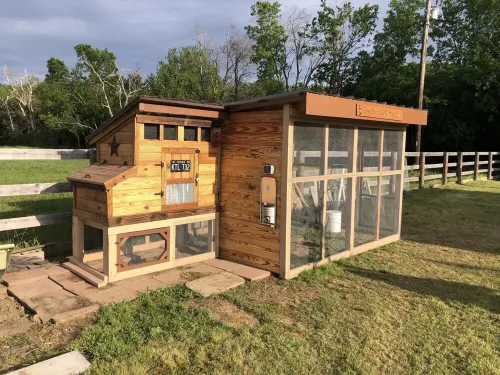 Tiny House Living on the ranch in East Texas Hotel a Rains County