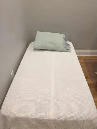 Lakefront Custom Home /w Private Dock on Cove.  Finished Basement.  2 Kitchens Отели в г. Фолстаун