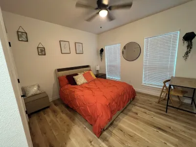 Forget your worries in this spacious and serene space.