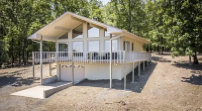 Breathtaking Lakeview  GUEST Home in Diamond Bluff