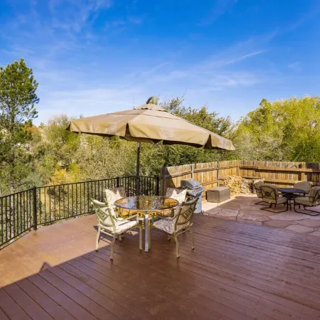 Pet-Friendly. Fully fenced yard