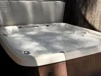 UNDER THE OAKS-Hot Tub & Walk Downtown