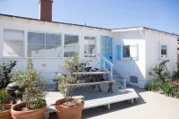 Carpinteria Beach Front Bungalow