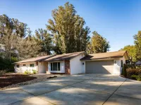 Happyfam Country Home By Coast Hotels near Nipomo Swap Meet & Fleamarket