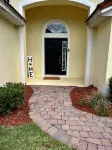4 bedroom 2 bathroom villa near Disney world & champion gate area