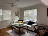 Cozy cottage retreat walking/biking distance to downtown Hobe Sound and Beach