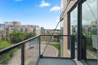 "Melody of Evanston" 3BD, 2BA UrbanLux Condo