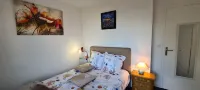 Comfortable apartment 50 m from the large Val beach in the heart of town Hotels near La Flora
