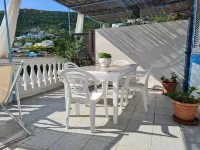 The house on the sea Ponza Hotels in Ponza