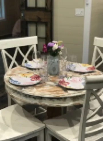 Peaceful cabin in our private woods, close to bike trail, winery, and lakes.